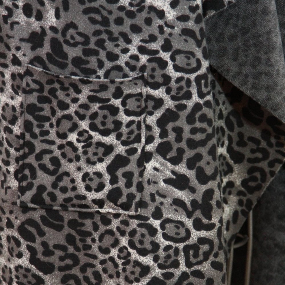 Chico's Leopard Print Soft & Plush Long Oversized… - image 3